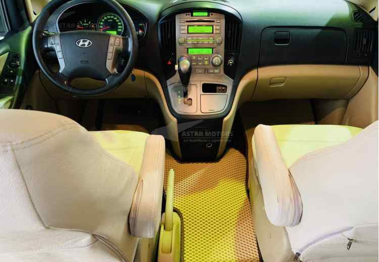 Hyundai Grand Starex I