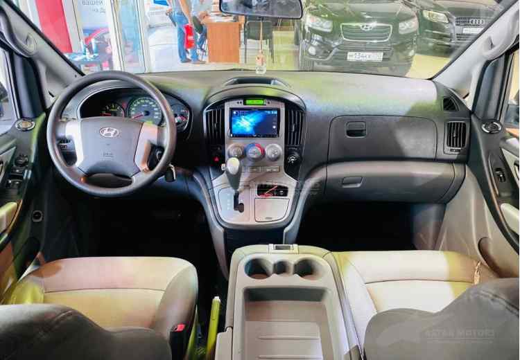 Hyundai Grand Starex I