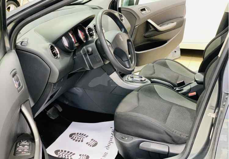Peugeot 308 I