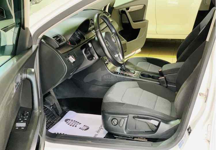 Volkswagen Passat B7