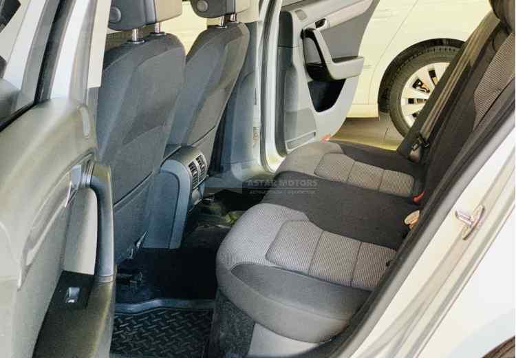 Volkswagen Passat B7