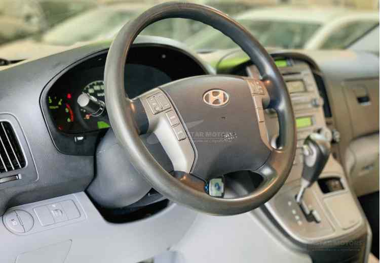 Hyundai Grand Starex I