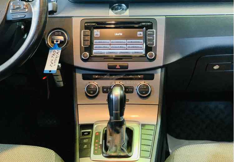 Volkswagen Passat B7