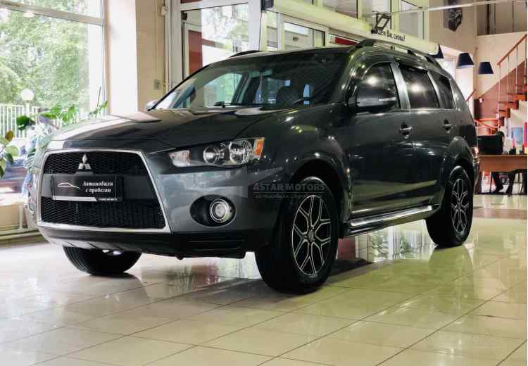 Mitsubishi Outlander III