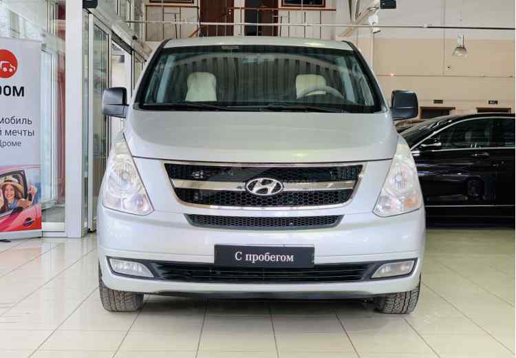 Hyundai Grand Starex I