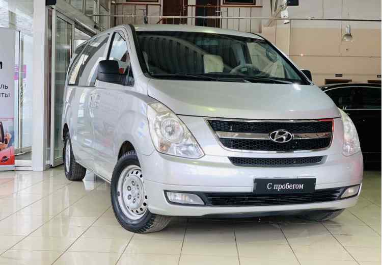 Hyundai Grand Starex I