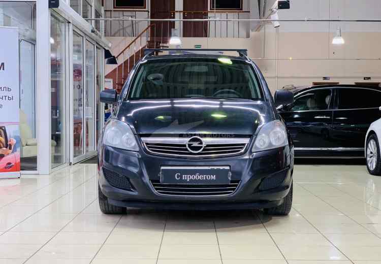 Opel Zafira B Рестайлинг