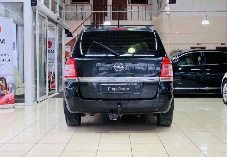 Opel Zafira B Рестайлинг
