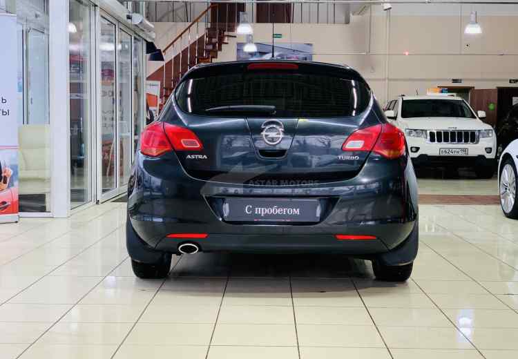 Opel Astra J Рестайлинг