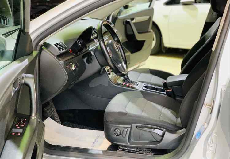 Volkswagen Passat B7