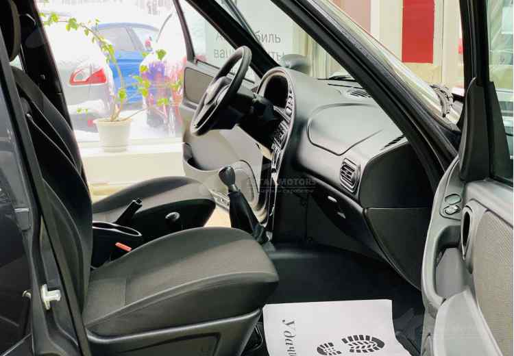 LADA (ВАЗ) Niva I Рестайлинг (Travel)