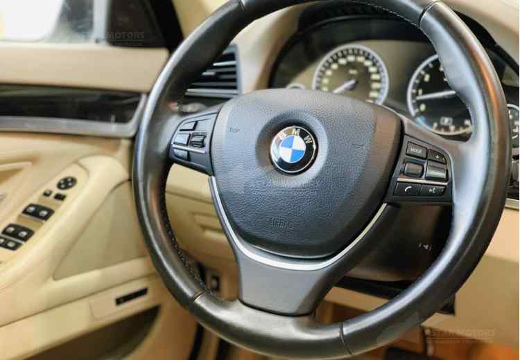 BMW 5 серии VI (F10/F11/F07)