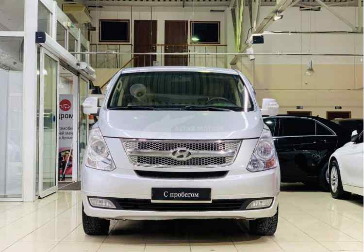 Hyundai Grand Starex I