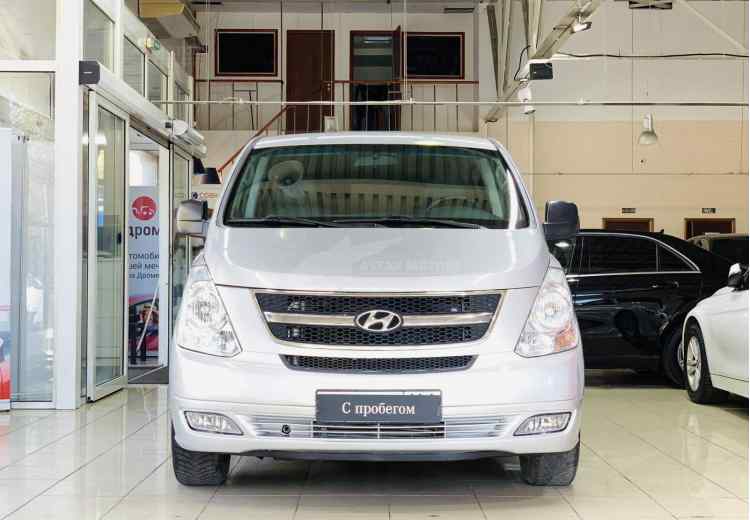 Hyundai Grand Starex I