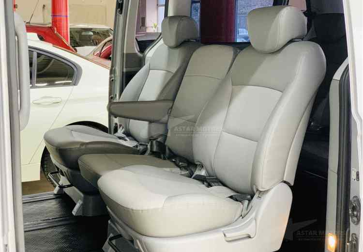 Hyundai Grand Starex I
