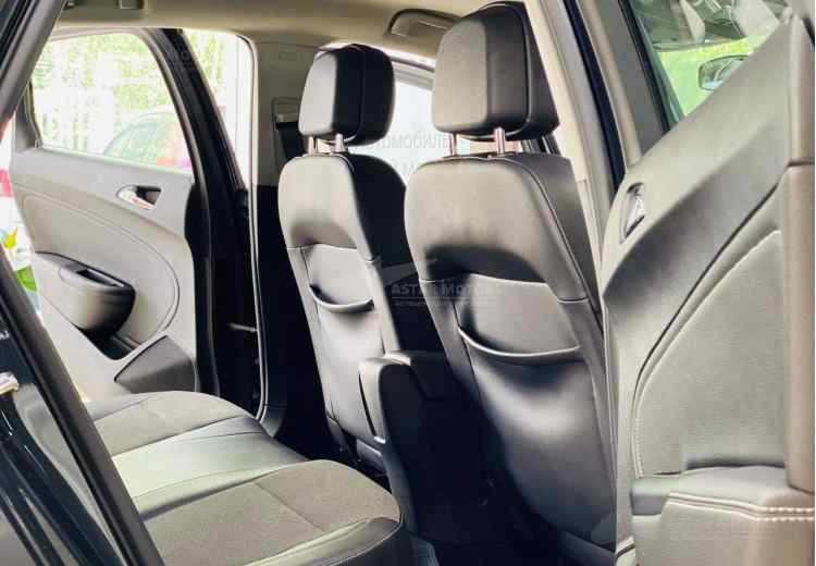 Opel Astra J Рестайлинг