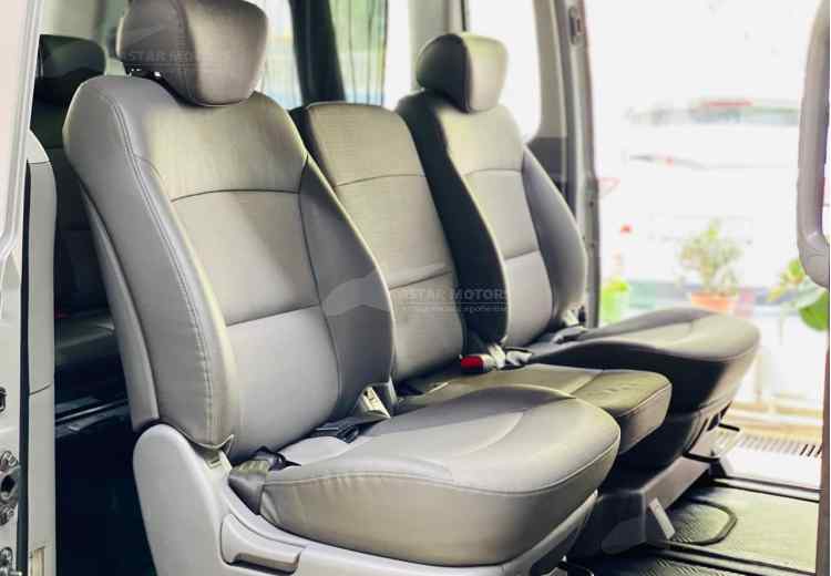 Hyundai Grand Starex I