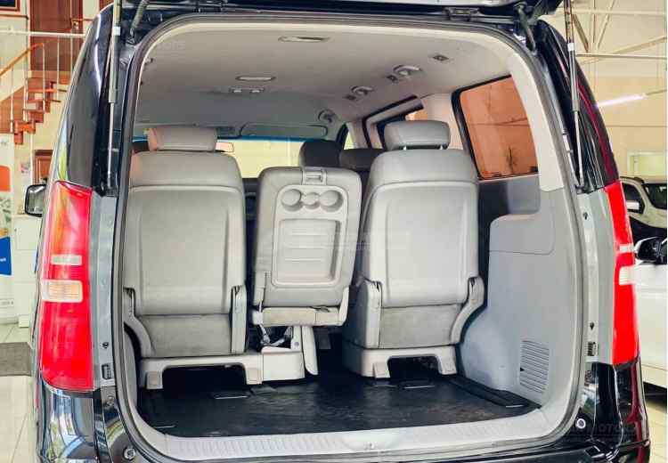 Hyundai Grand Starex I