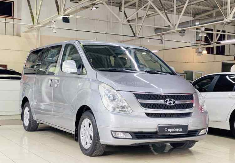 Hyundai Grand Starex I