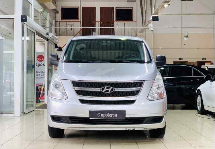 Hyundai Grand Starex I