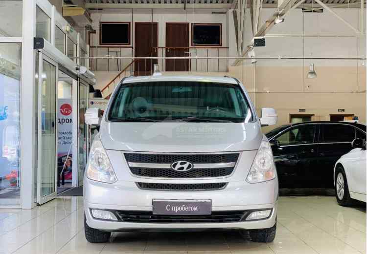 Hyundai Grand Starex I