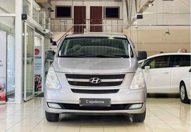 Hyundai Grand Starex I