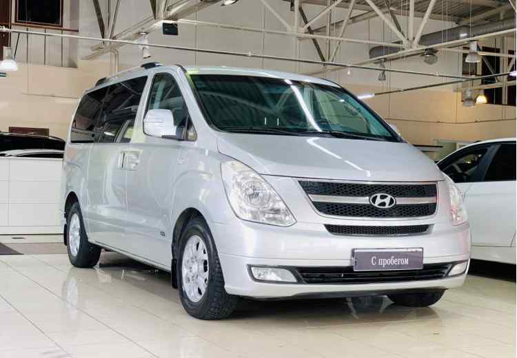 Hyundai Grand Starex I