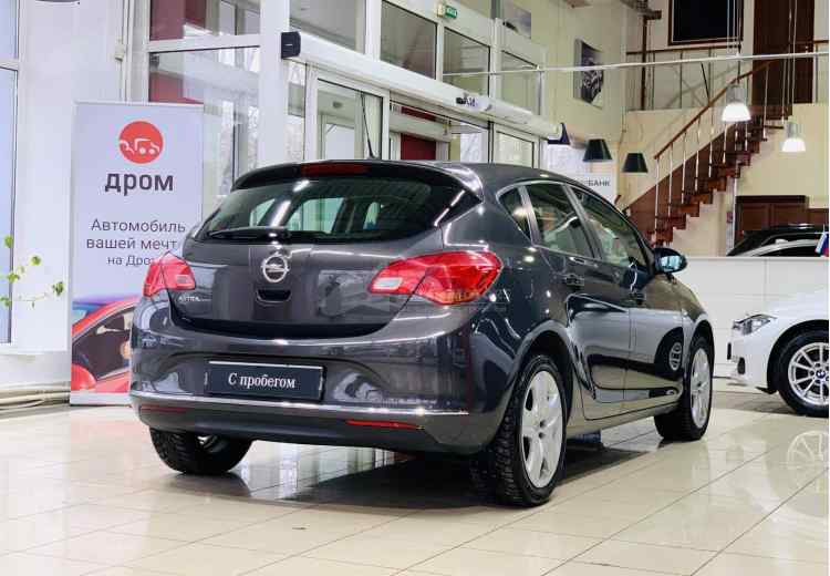 Opel Astra J Рестайлинг