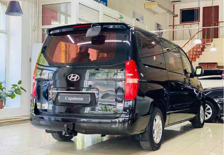 Hyundai Grand Starex I