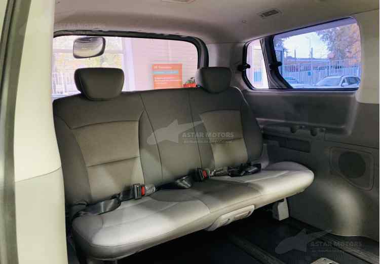 Hyundai Grand Starex I