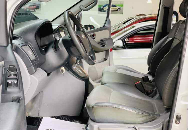 Hyundai Grand Starex I