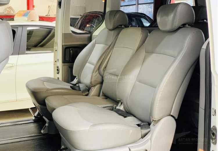 Hyundai Grand Starex I