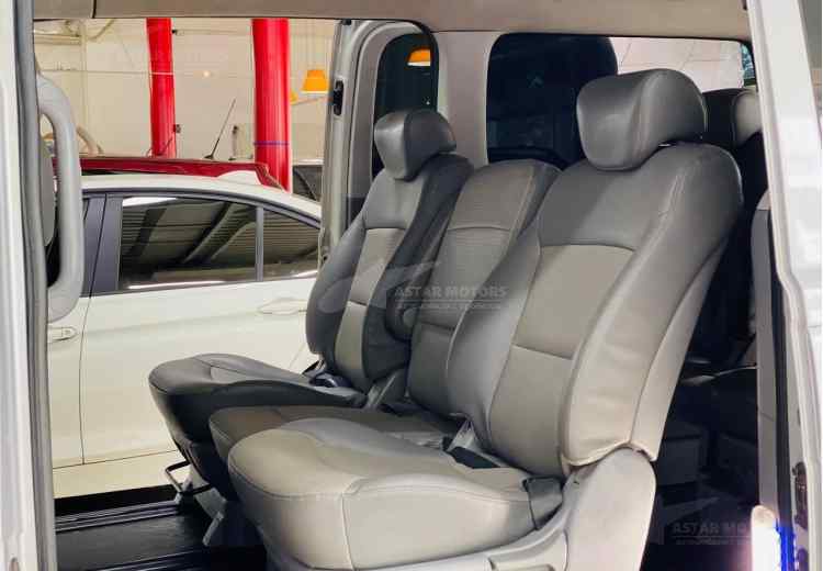 Hyundai Grand Starex I