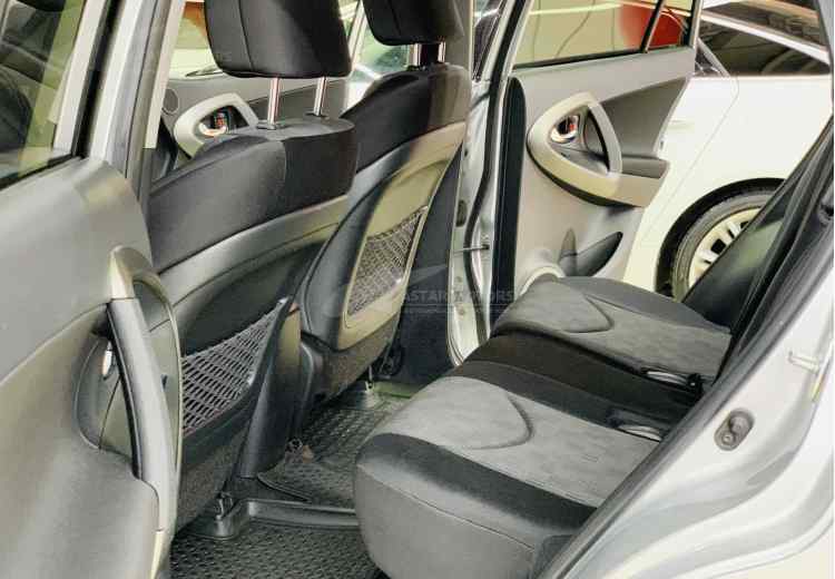 Toyota RAV4 IV (CA40)