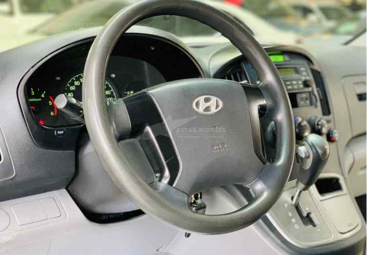 Hyundai Grand Starex I