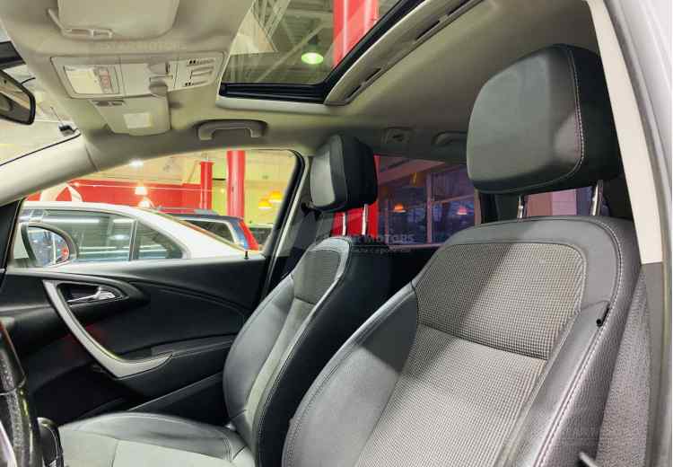 Opel Astra J Рестайлинг