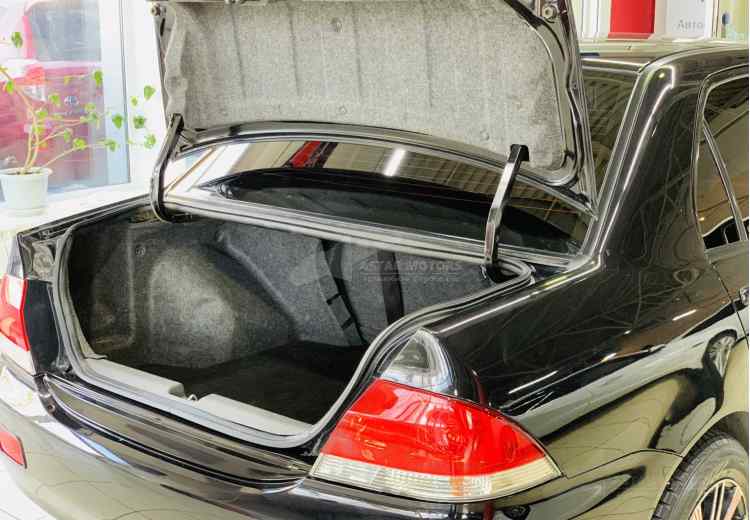 Mitsubishi Lancer IX Рестайлинг