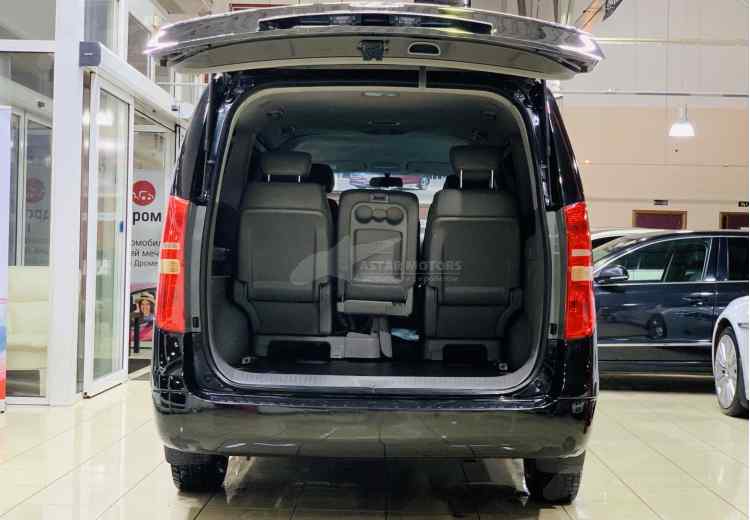 Hyundai Grand Starex I