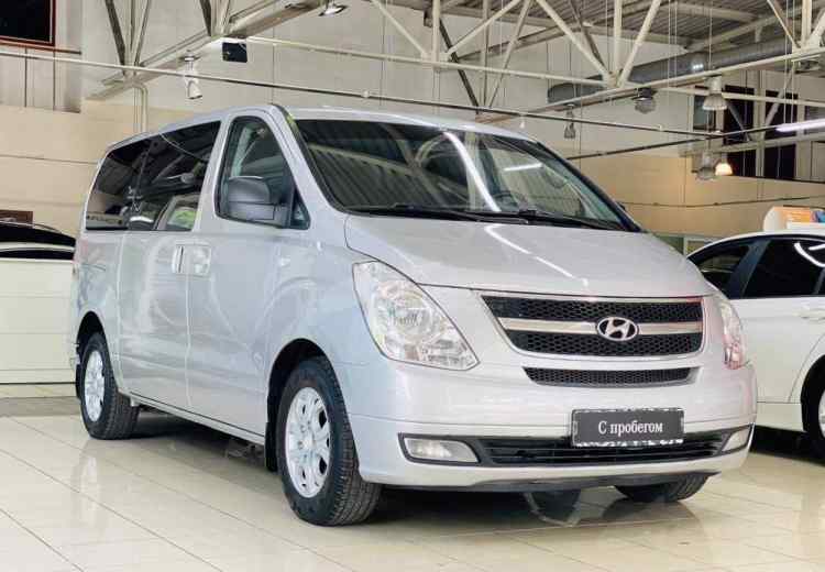 Hyundai Grand Starex I