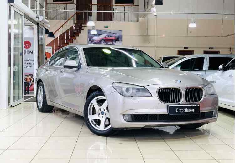 BMW 7 серии V (F01/F02/F04)
