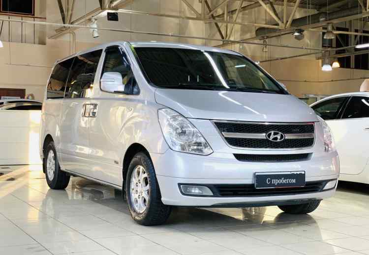 Hyundai Grand Starex I