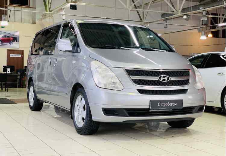 Hyundai Grand Starex I