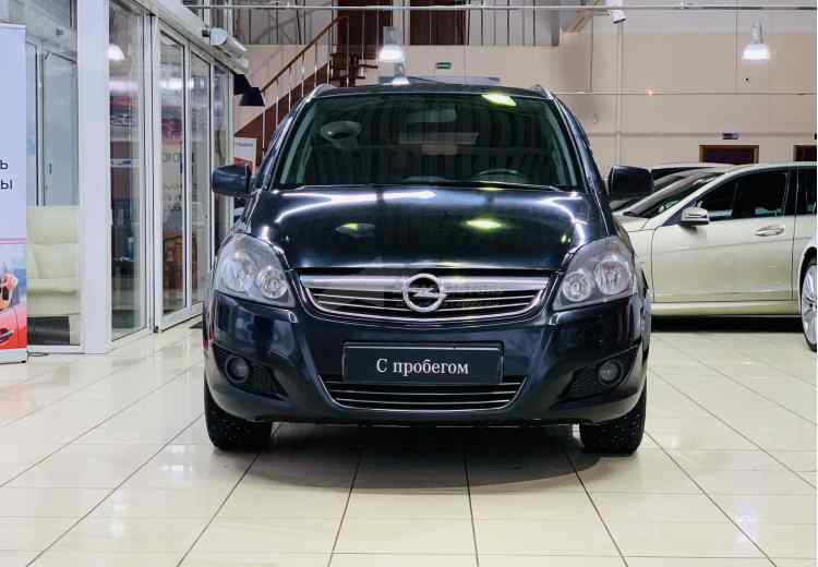 Opel Zafira B Рестайлинг