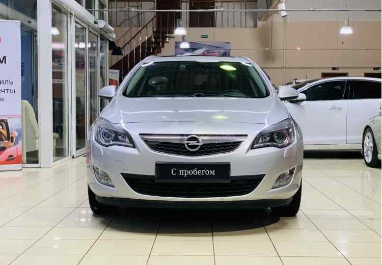 Opel Astra J Рестайлинг