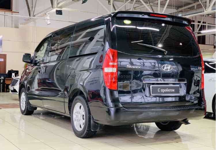 Hyundai Grand Starex I