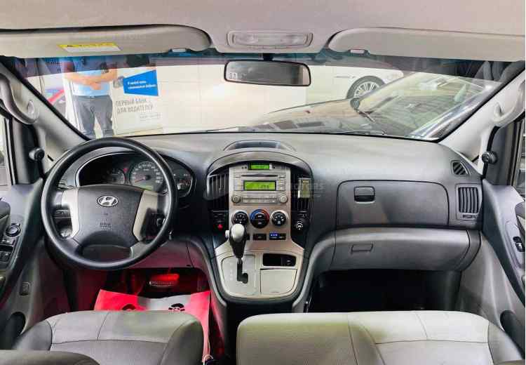 Hyundai Grand Starex I