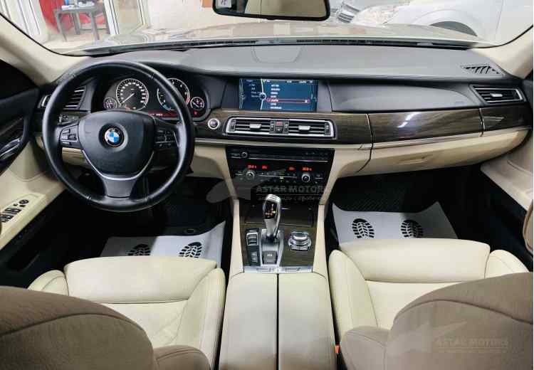 BMW 7 серии V (F01/F02/F04)