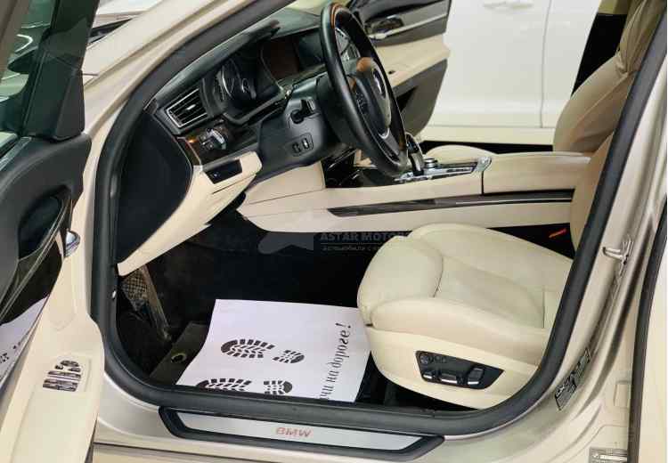 BMW 7 серии V (F01/F02/F04)