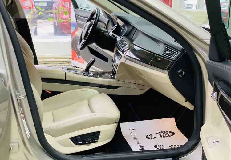 BMW 7 серии V (F01/F02/F04)