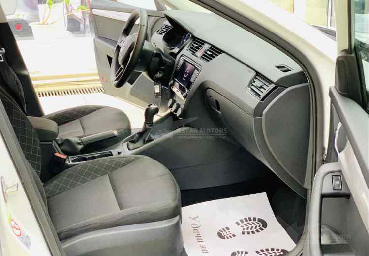 Skoda Octavia IV (A8)